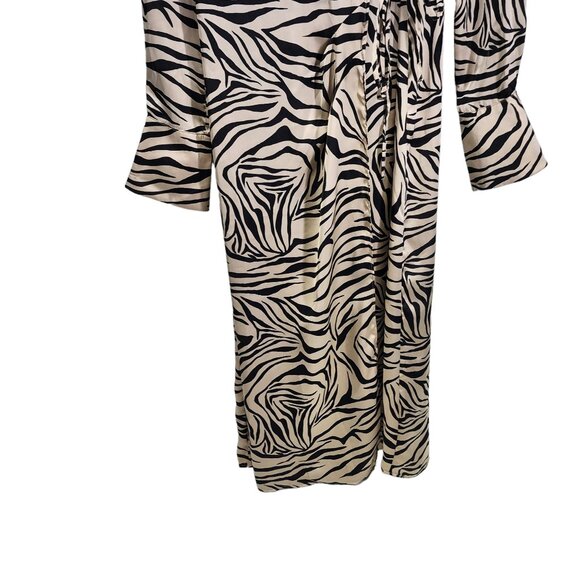 New Dress Forum Zebra Print Wrap Dress Long Sleeve Womens Size M Tan Black NWT - Picture 6 of 12